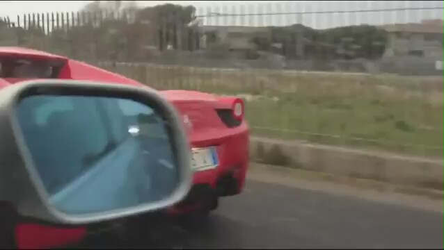 Kaza Geçiren Ferrari Görüntüleri İzle